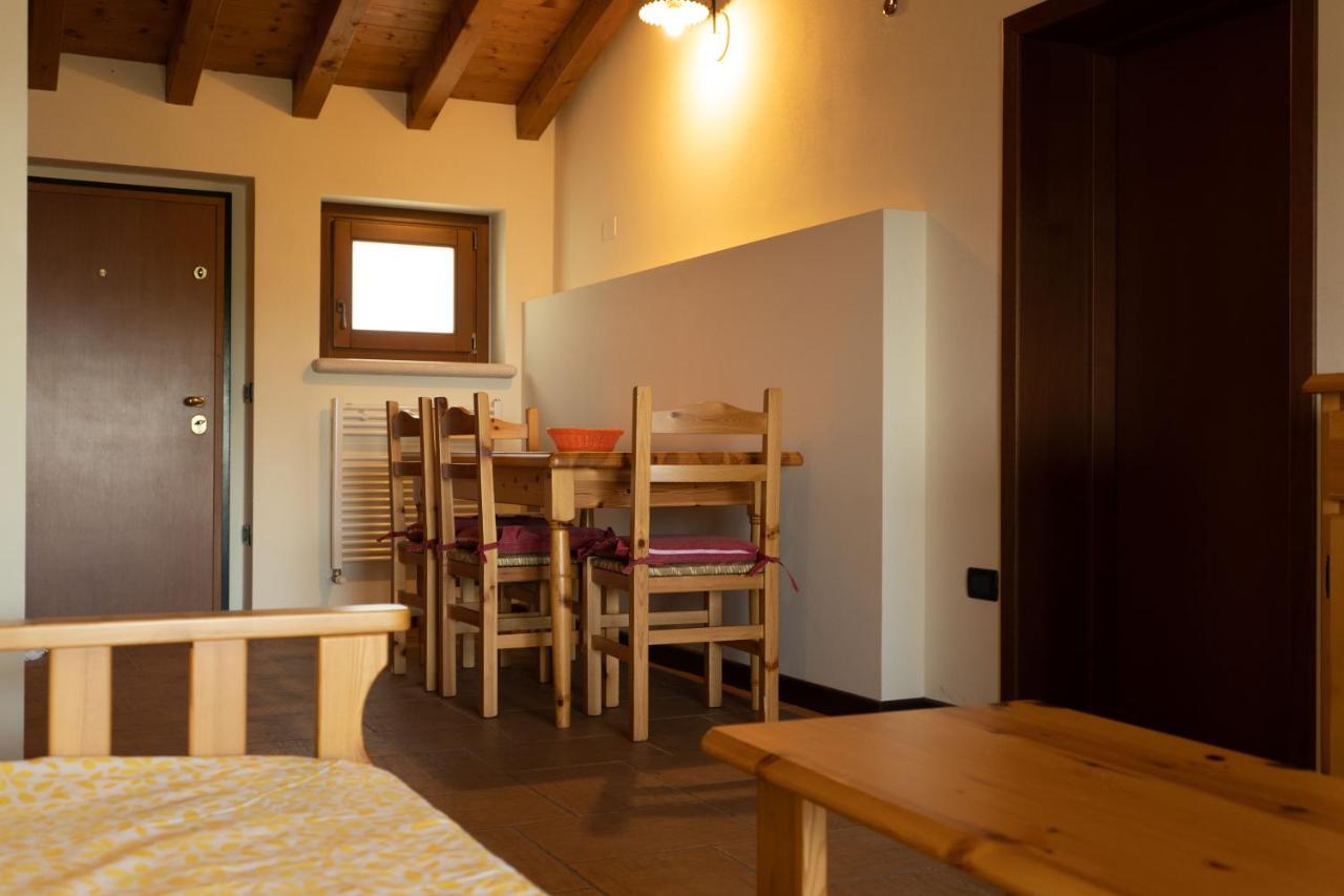 La Fiocchina - Magic Place - Apartments & Studios In Garda Lake - Countryside Farmhouse, Inside The Middle Of The Lake Salò Kültér fotó