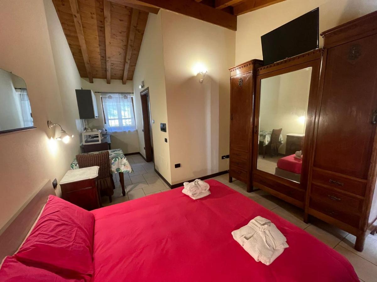 La Fiocchina - Magic Place - Apartments & Studios In Garda Lake - Countryside Farmhouse, Inside The Middle Of The Lake Salò Kültér fotó